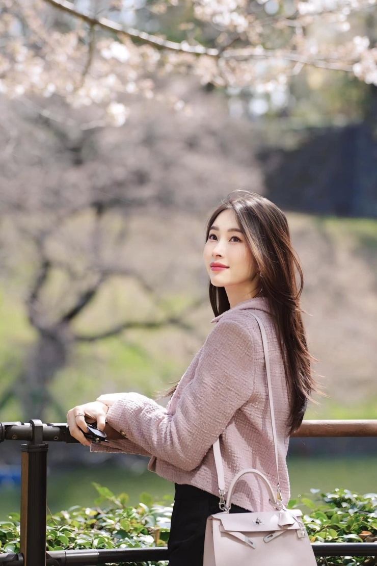 Loạt túi da cá sấu bạch tạng tiền tỷ của Đặng Thu Thảo - 10