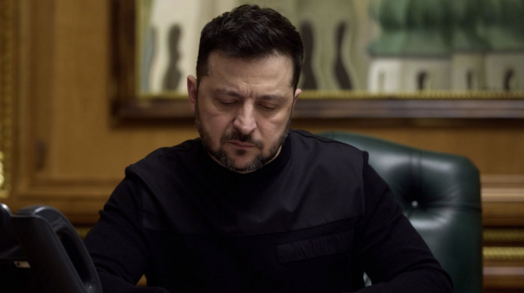 Tổng thống Ukraine nói gì khi điện đàm với ông Donald Trump? - 1