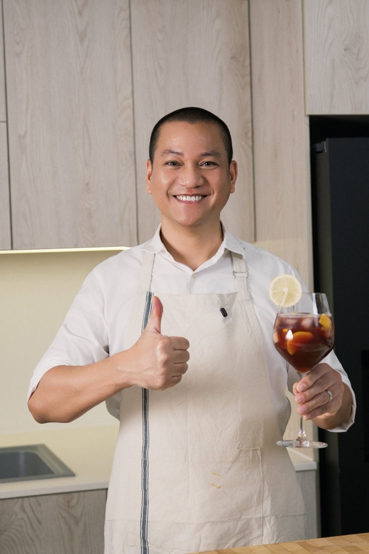 Khánh Vân khóc khi được chồng làm tiệc sinh nhật bất ngờ - 9