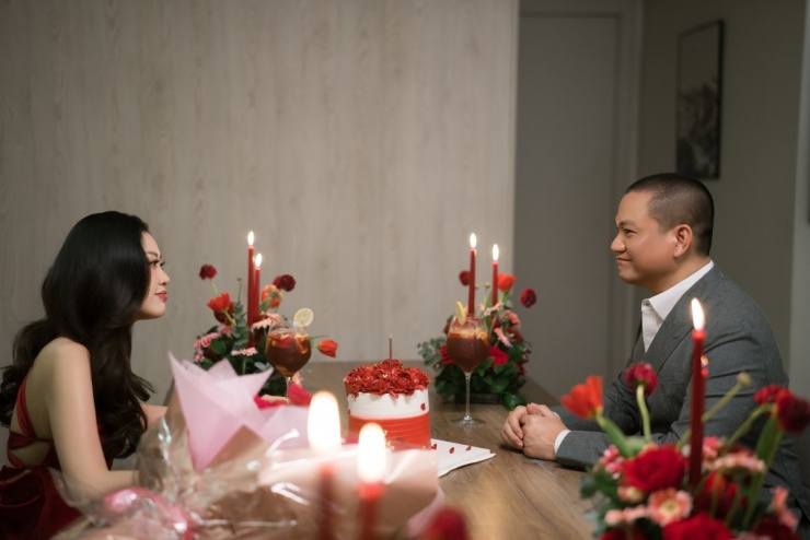 Khánh Vân khóc khi được chồng làm tiệc sinh nhật bất ngờ - 10