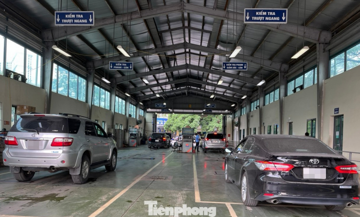 2 nguyên nhân phổ biến nhất khiến ô tô bị đánh trượt thường nằm ở hệ thống phanh và hệ thống đèn. Ảnh: Lộc Liên.