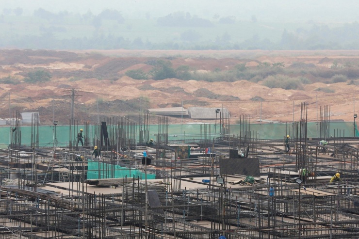 Gói thầu 4.7, sân đỗ tàu bay, nhà ga hành khách được khởi công tháng 9/2024. Khối lượng thi công đến nay tính theo giá trị sản lượng đạt khoảng hơn 87%, cơ bản đáp ứng tiến độ.