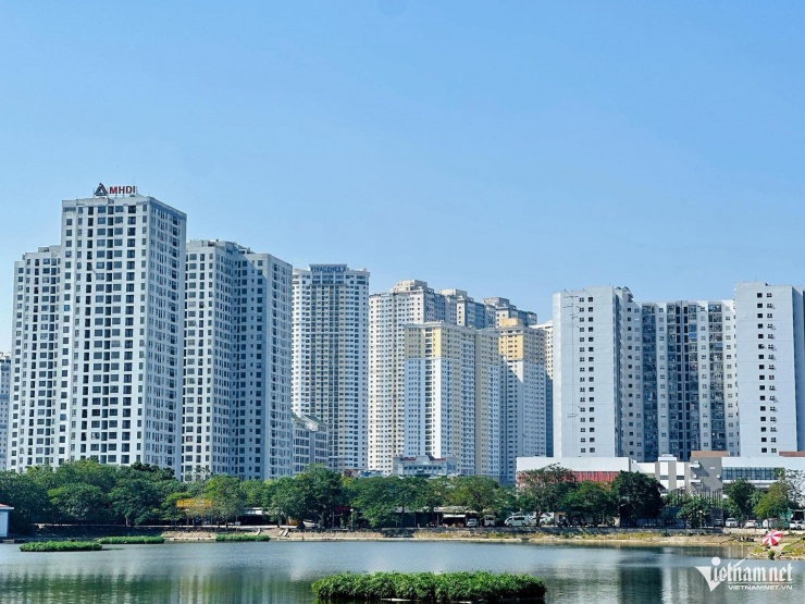 Phát triển nhà ở thương mại giá phù hợp kéo giảm giá nhà đất. Ảnh: Hồng Khanh