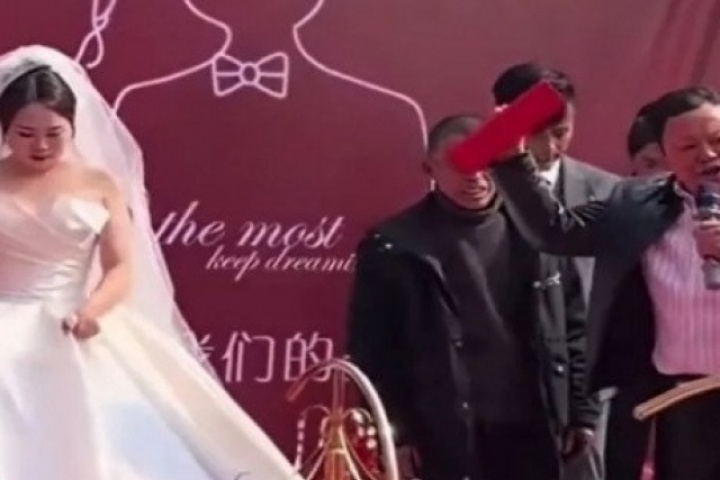 Bố cô dâu trả lại hơn 700 triệu đồng tiền sính lễ vì lý do xúc động