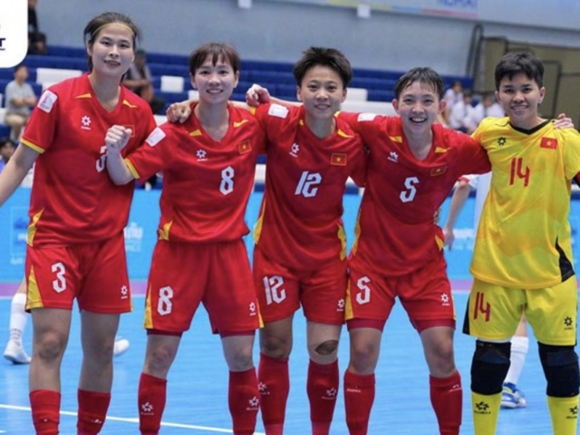 Tuyển Futsal nữ Việt Nam vào bán kết giải Đông Nam Á