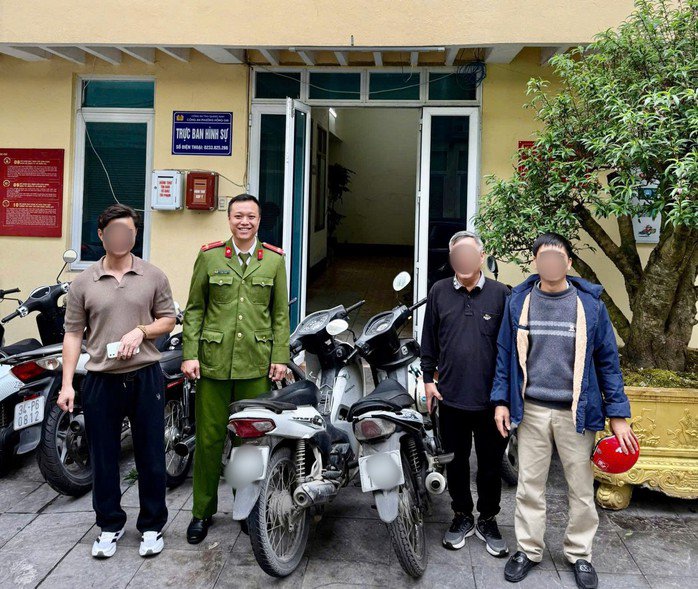 Công an phường Hồng Gai tổ chức trao trả lại phương tiện cho đúng chủ sở hữu