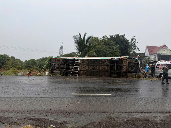 Vụ tai nạn làm 1 người chết, 2 người bị thương