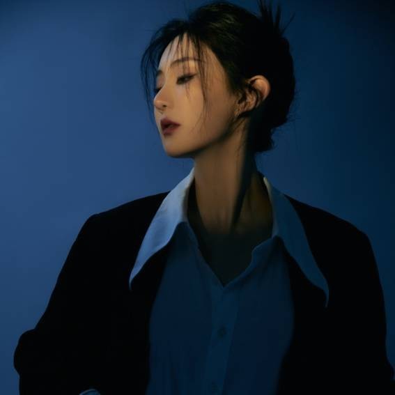 Tình mới kém 22 tuổi trẻ đẹp, gợi cảm của Huỳnh Hiểu Minh - 3