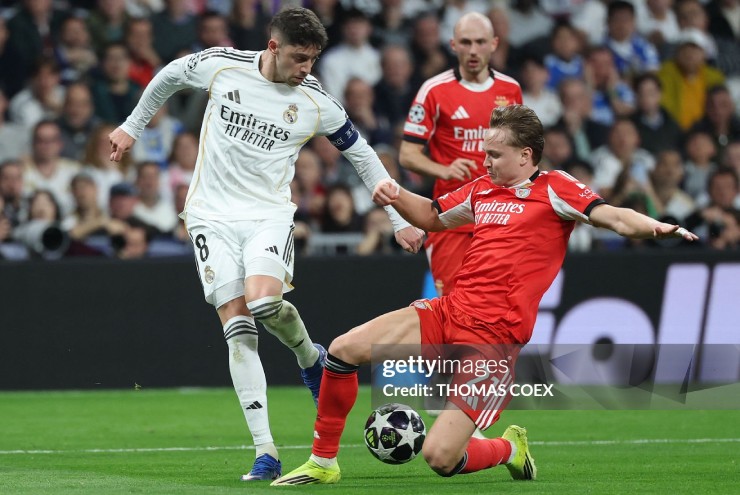 Valverde chơi hay trong hiệp một