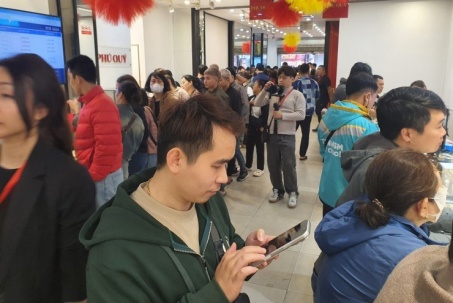 Giá bạc hôm nay 26-2: Điều bất ngờ tại các cửa hàng bạc ngày vía Thần Tài