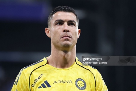 Ronaldo chính thức làm ông chủ CLB Tây Ban Nha, bắt đầu giấc mơ mua lại MU?