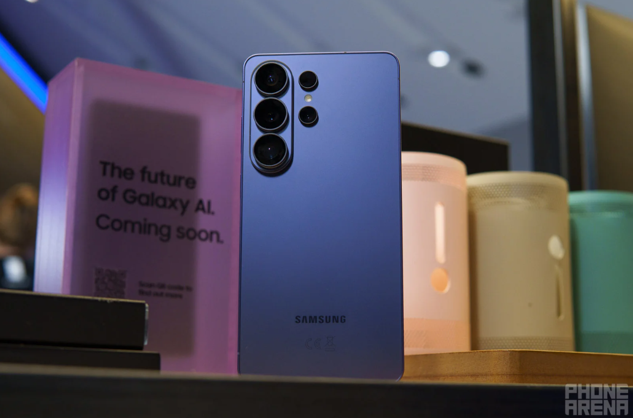 HOT: Trên tay Galaxy S26 Ultra cao cấp nhất, giá từ 36,99 triệu đồng - 9