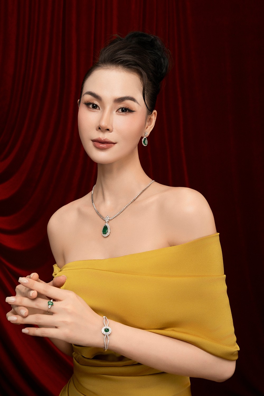 Trang sức đá ngọc quý - sang trọng, quý phái