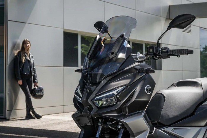 Xe tay ga 175cc mới đẹp lấn át Air Blade và Vario, có màn TFT "khủng" - 2