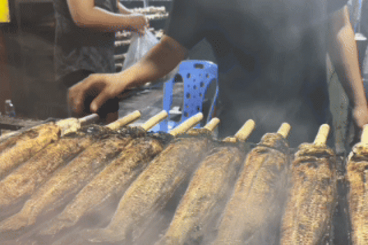 Vì sao người miền Nam cúng cá lóc nướng trong ngày vía Thần Tài?