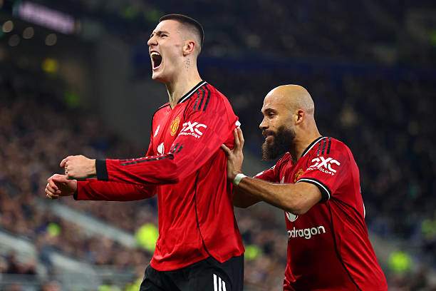 MU đang sở hữu phong độ cao để nắm ưu thế trong cuộc đua top 5