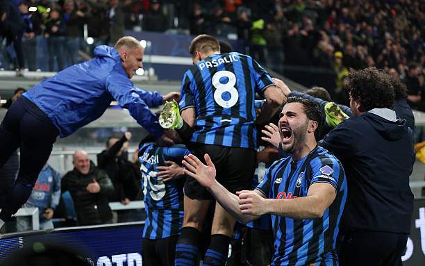 Atalanta đã vượt qua Dortmund một cách đầy kịch tính để vào vòng 1/8 Cúp C1