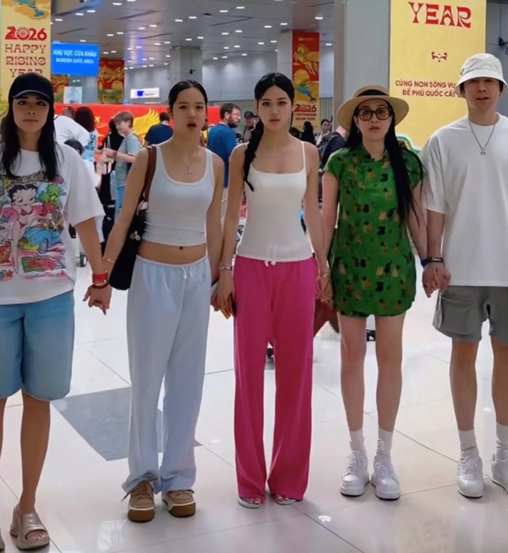 Chung Lệ Đề cùng gia đình nghỉ Tết ở Phú Quốc.
