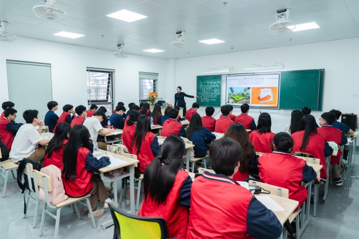 Bên trong trường THPT công lập 300 tỷ ở nơi 'đông dân nhất' Hà Nội - 6