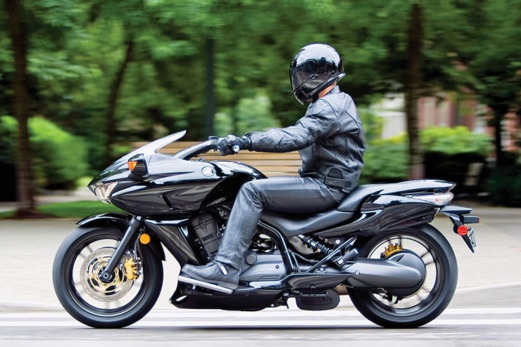 Honda DN-01 mang triết lý “Dream New” – một mẫu xe lai giữa tay ga, cruiser và sportbike. Ảnh: My Motoshop