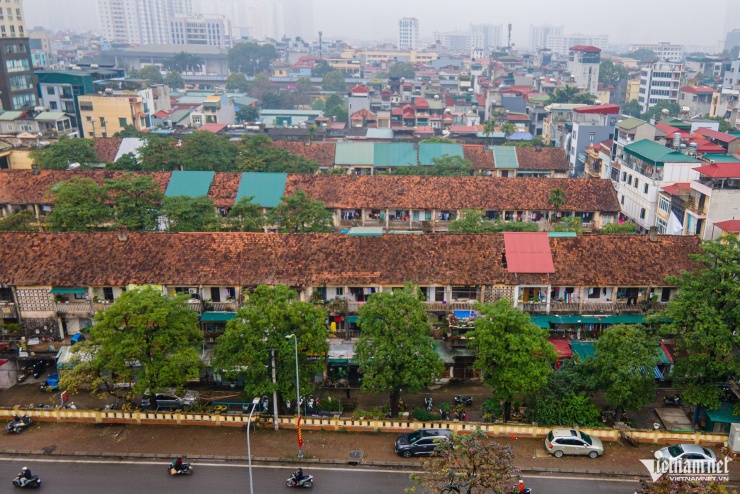 Cận cảnh khu tập thể 3 tầng 'cứ mưa là dột' sắp xây chung cư 34 tầng ở Hà Nội - 1