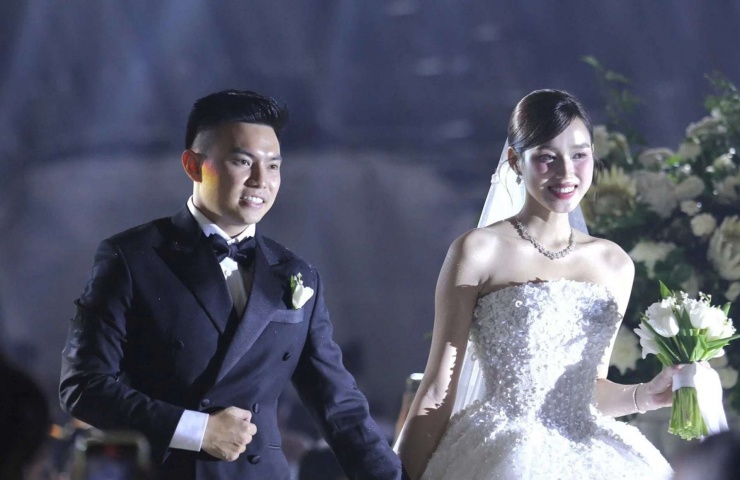 Ông Nguyễn Viết Vương – Tổng Giám đốc Công ty TNHH Tập đoàn Sơn Hải, chồng hoa hậu Đỗ Thị Hà ứng cử viên đại biểu HĐND tỉnh Quảng Trị nhiệm kỳ 2026-2031.