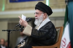 Rộ tin xảy ra "đột kích nguy hiểm" vào trụ sở lãnh tụ tối cao Iran