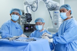 Bệnh viện Tâm Anh lập kỷ lục châu Á về phẫu thuật não bằng Robot AI duy nhất Việt Nam