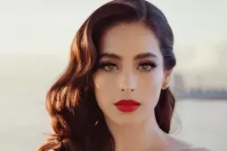 Hoa hậu Hoàn vũ rơi vào bế tắc