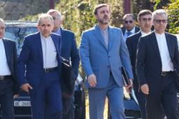 Mỹ - Iran không đạt được thỏa thuận đột phá nào ở Geneva, Iran căng mình chuẩn bị cho chiến tranh