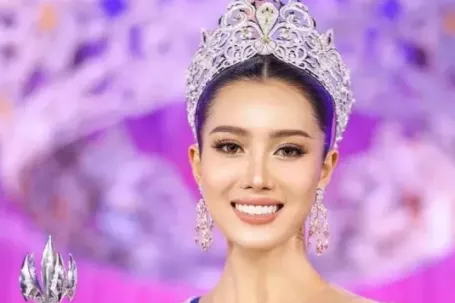 Tiếc cho tân Hoa hậu Thái Lan