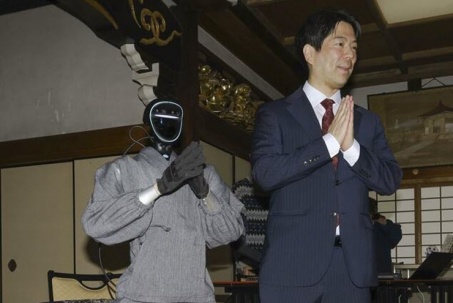 Nhật Bản trình làng "sư thầy Robot", giải đáp mọi khổ đau theo kinh Phật