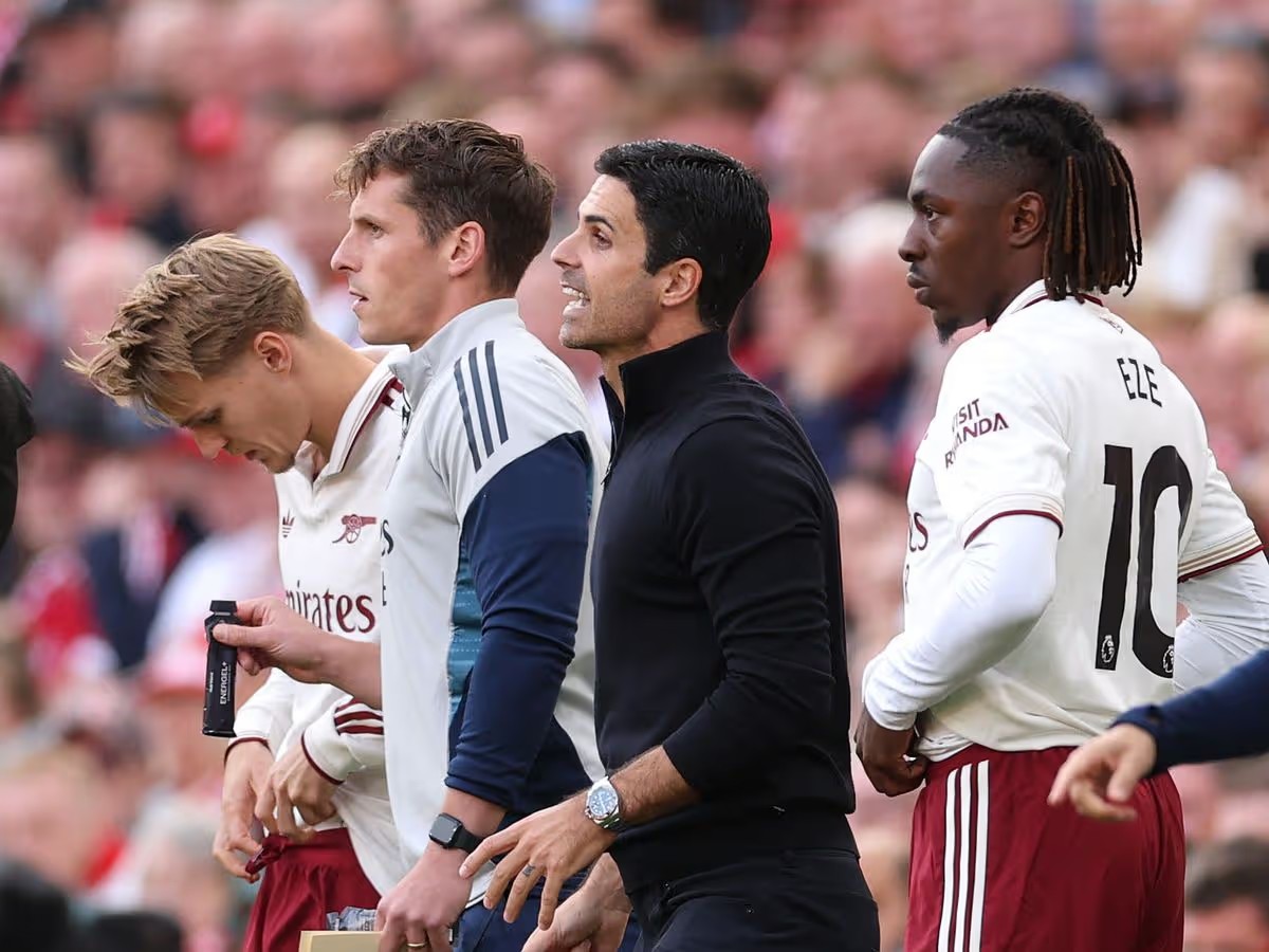 HLV Arteta cần có sự điều chỉnh về mặt chiến thuật để phù hợp với tính chất của trận đại chiến