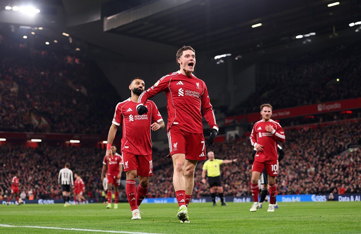 Liverpool&nbsp;đang phải&nbsp;cạnh tranh quyết liệt&nbsp;trong cuộc đua giành vé dự Champions League