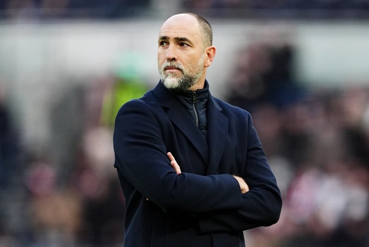 Tottenham của&nbsp;Tudor&nbsp;chỉ hơn nhóm cầm đèn đỏ vỏn vẹn 4 điểm