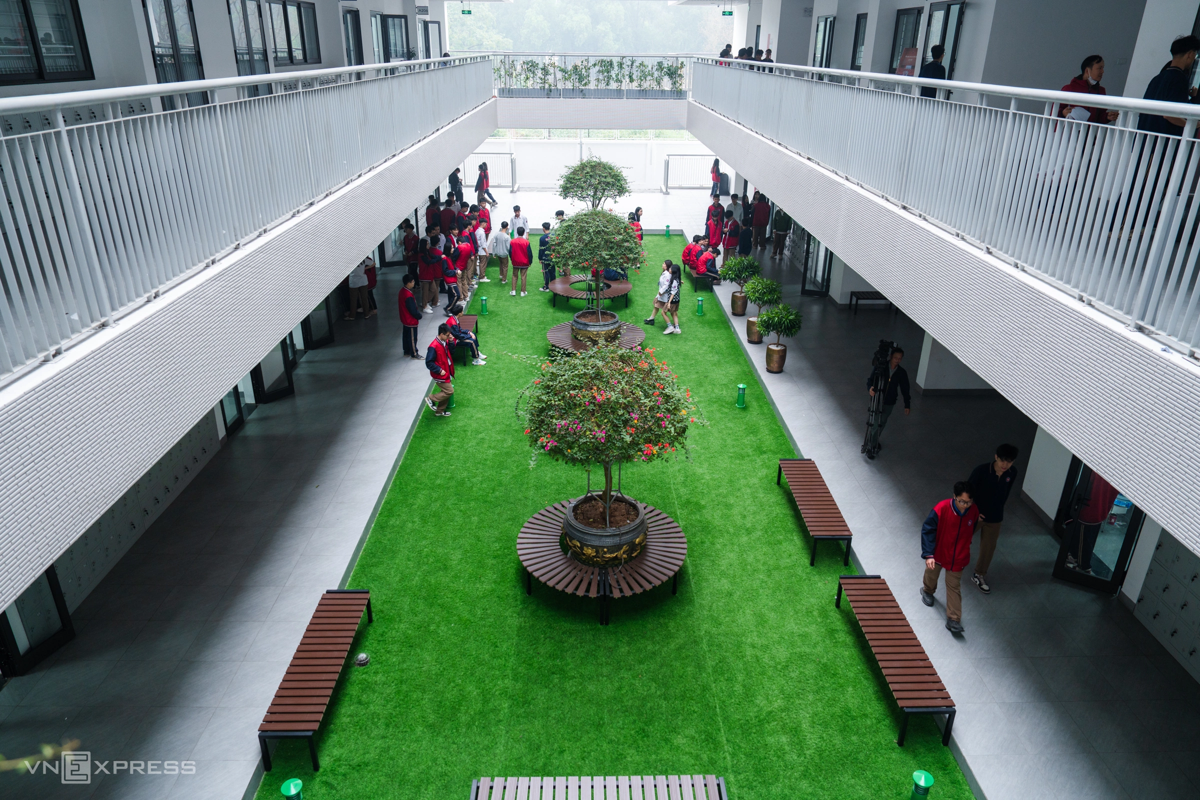 Bên trong trường THPT công lập 300 tỷ ở nơi 'đông dân nhất' Hà Nội - 7