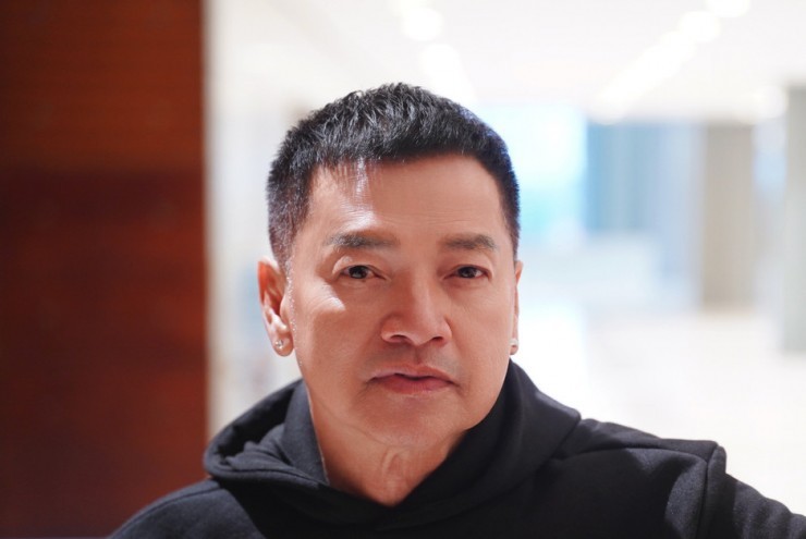 Nghệ sĩ Quang Minh ở tuổi 66: ‘Tôi tốn nhiều tiền mua mỹ phẩm’