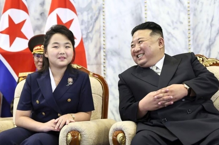 Phong cách của con gái ông Kim Jong-un - 12