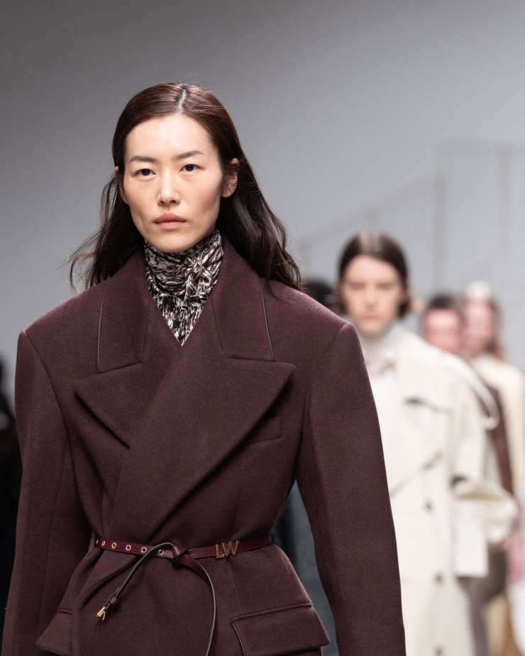 Lưu Văn tại show của Tod's.