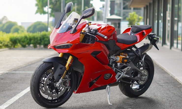 Ducati Panigale V2 S 2026 giá 759 triệu đồng - 1