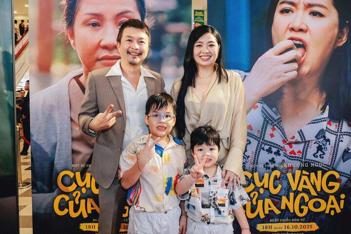 Tổ ấm nhỏ của Lê Khánh.