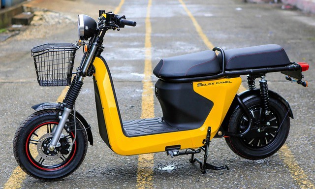 Xe điện Selex Camel 1