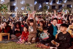 Từ phố sự kiện đến tâm điểm tiêu dùng: Asia Vibe thành điểm phải đến trên hành trình du lịch Móng Cái