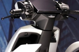 Loạt xe máy điện pin rời, tháo lắp dễ dàng, đi xa tới 165km/lần sạc bán ở Việt Nam giá chỉ từ 17,9 triệu đồng