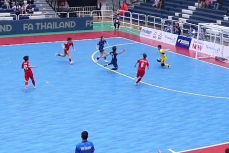 Video bóng đá ĐT nữ Việt Nam - Thái Lan: Rượt đuổi 6 bàn hấp dẫn (Futsal Đông Nam Á)