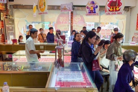 Sáng 28-2, giá vàng miếng SJC, vàng nhẫn tăng mạnh