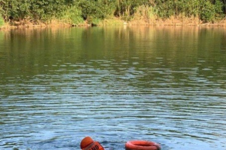 Phát hiện thai phụ và con gái tử vong dưới hồ sau tin nhắn tạm biệt