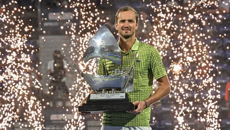 Medvedev vô địch Dubai Duty Free Tennis Championships mà không phải thi đấu chung kết