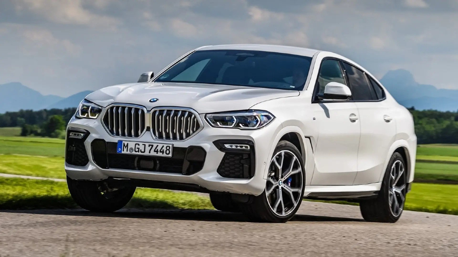 Khoảng 575.000 xe nằm trong diện triệu hồi lần này và có dòng xe BMW X6.