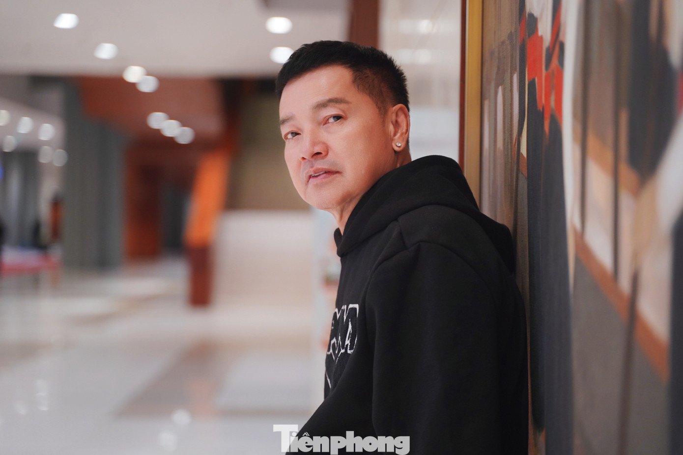 Nghệ sĩ Quang Minh giữ phong độ ổn định ở tuổi 66. Anh cho biết bản thân không dám đòi hỏi hay đặt nặng chuyện vai chính - vai phụ. Tuy nhiên, điều đó không đồng nghĩa việc mời vai nào cũng đồng ý. Ảnh: Đức Nguyễn .